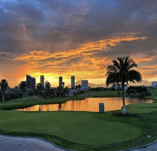 La Vista Country Club